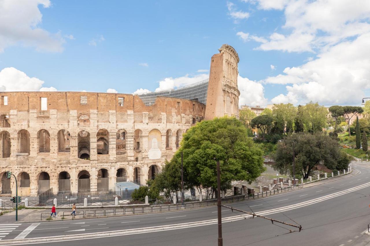 Iflat Unforgettable In Front Of Colosseum ローマ エクステリア 写真